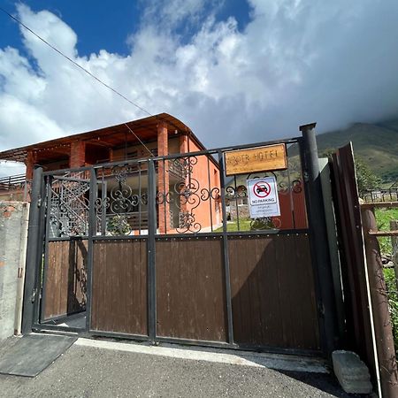 Wander Kazbegi Hotel Zewnętrze zdjęcie