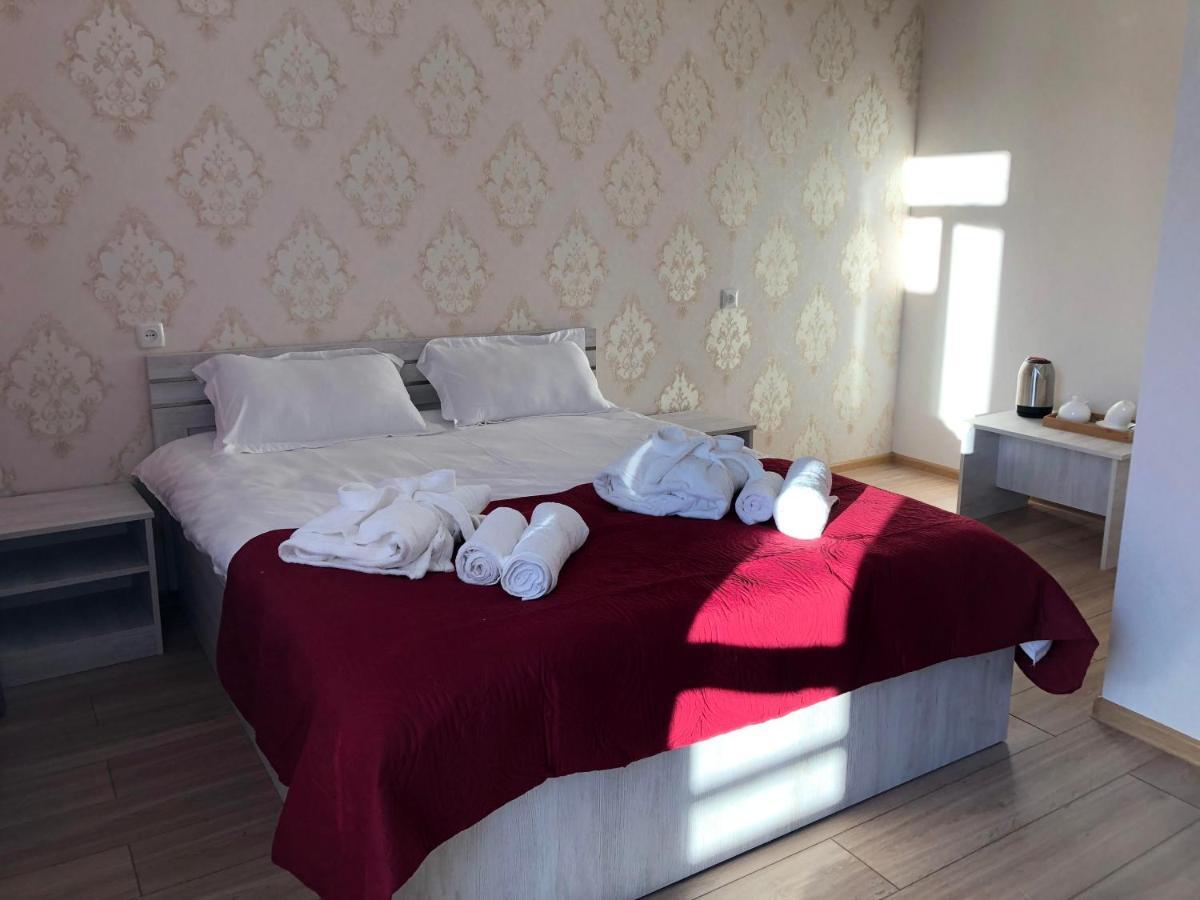Wander Kazbegi Hotel Zewnętrze zdjęcie